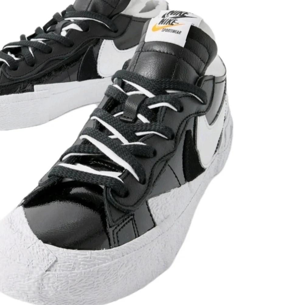 Nike Sacai x Blazer Low 'Black Patent' Men's Size 10 ( EUC )